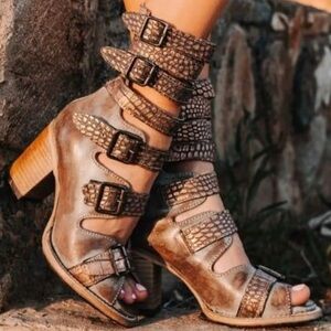 Freebird blush croco Bond